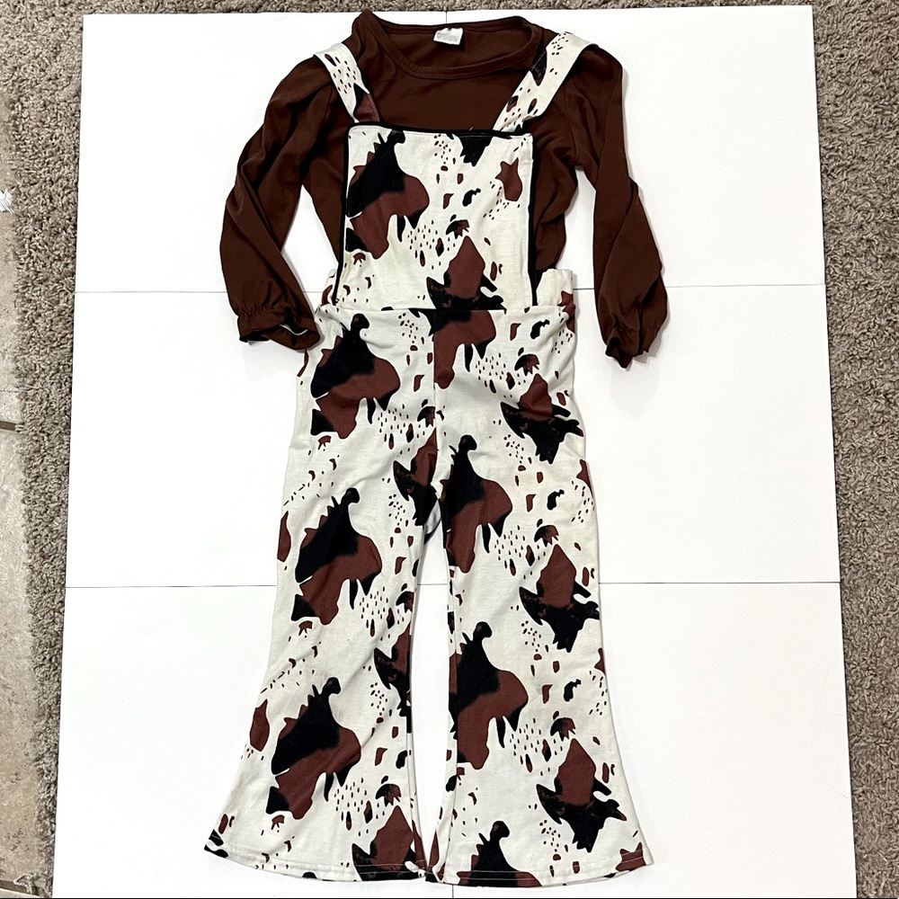 Girls Cow 🐮 Print Overalls